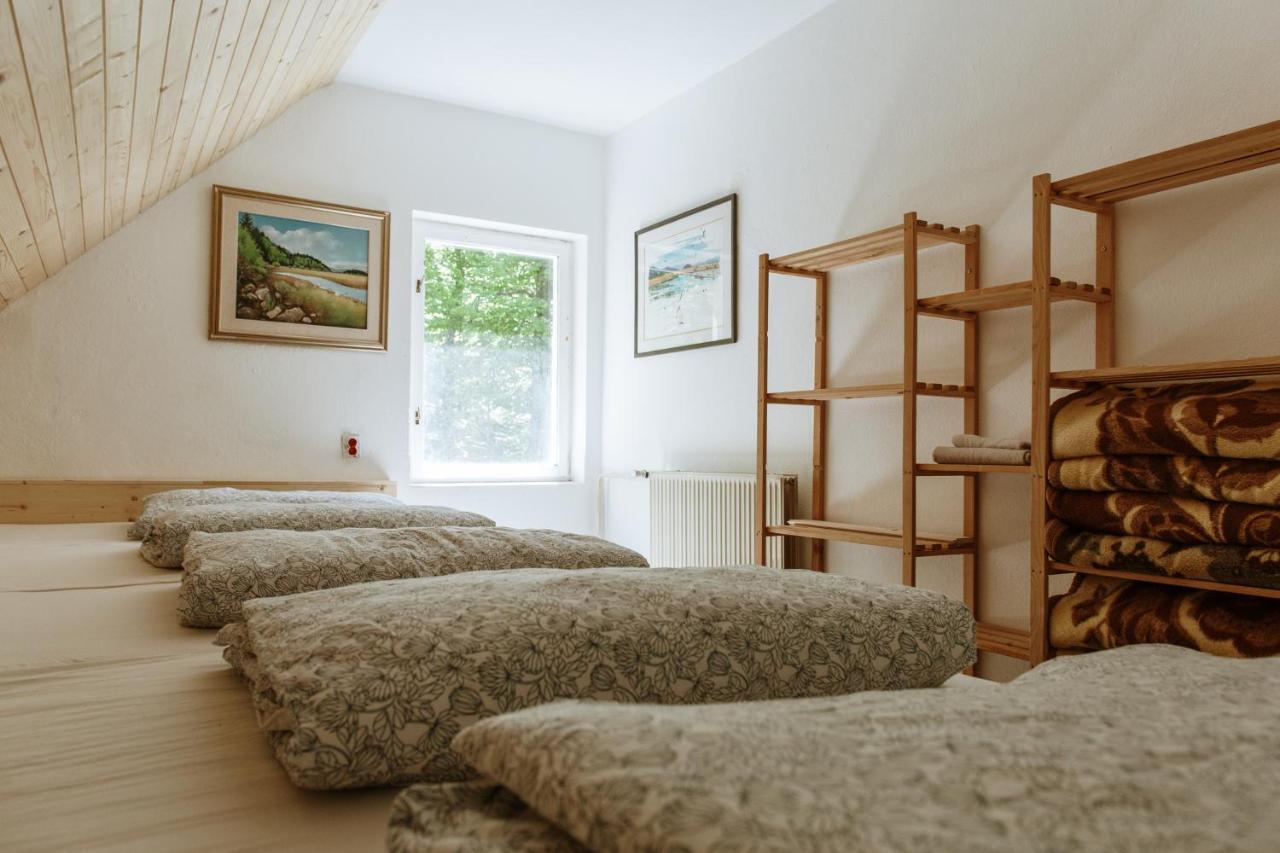 Bed and Breakfast Dom Na Slivnici Cerknica Esterno foto