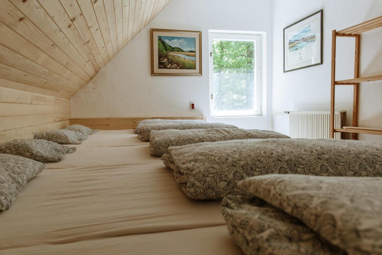 Bed and Breakfast Dom Na Slivnici Cerknica Esterno foto