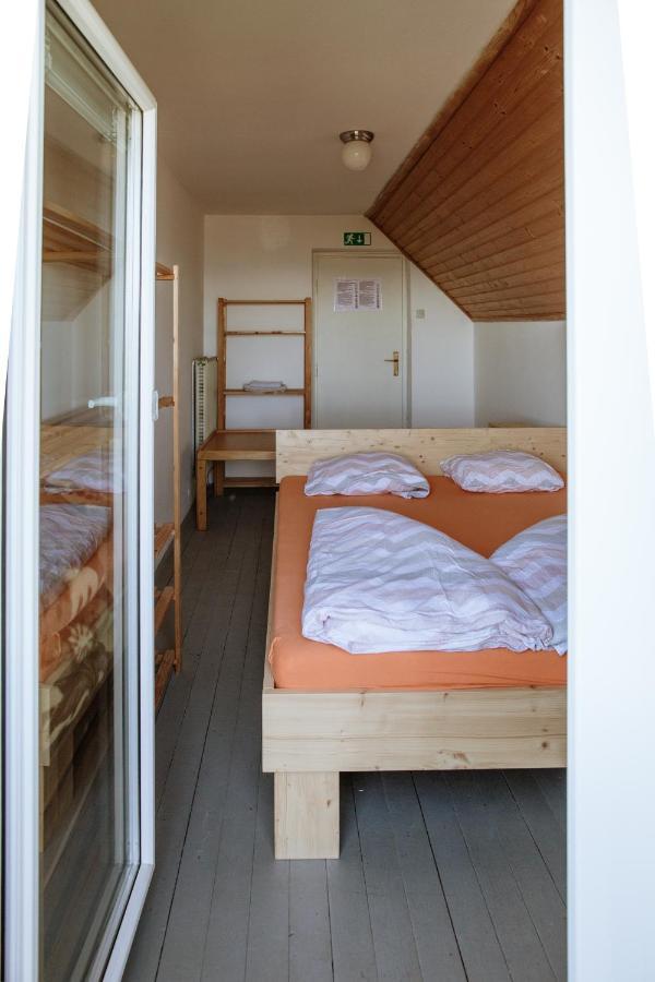 Bed and Breakfast Dom Na Slivnici Cerknica Esterno foto